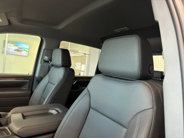 New 2026 Chevrolet Silverado 3500 LT AWD/4WD image 19