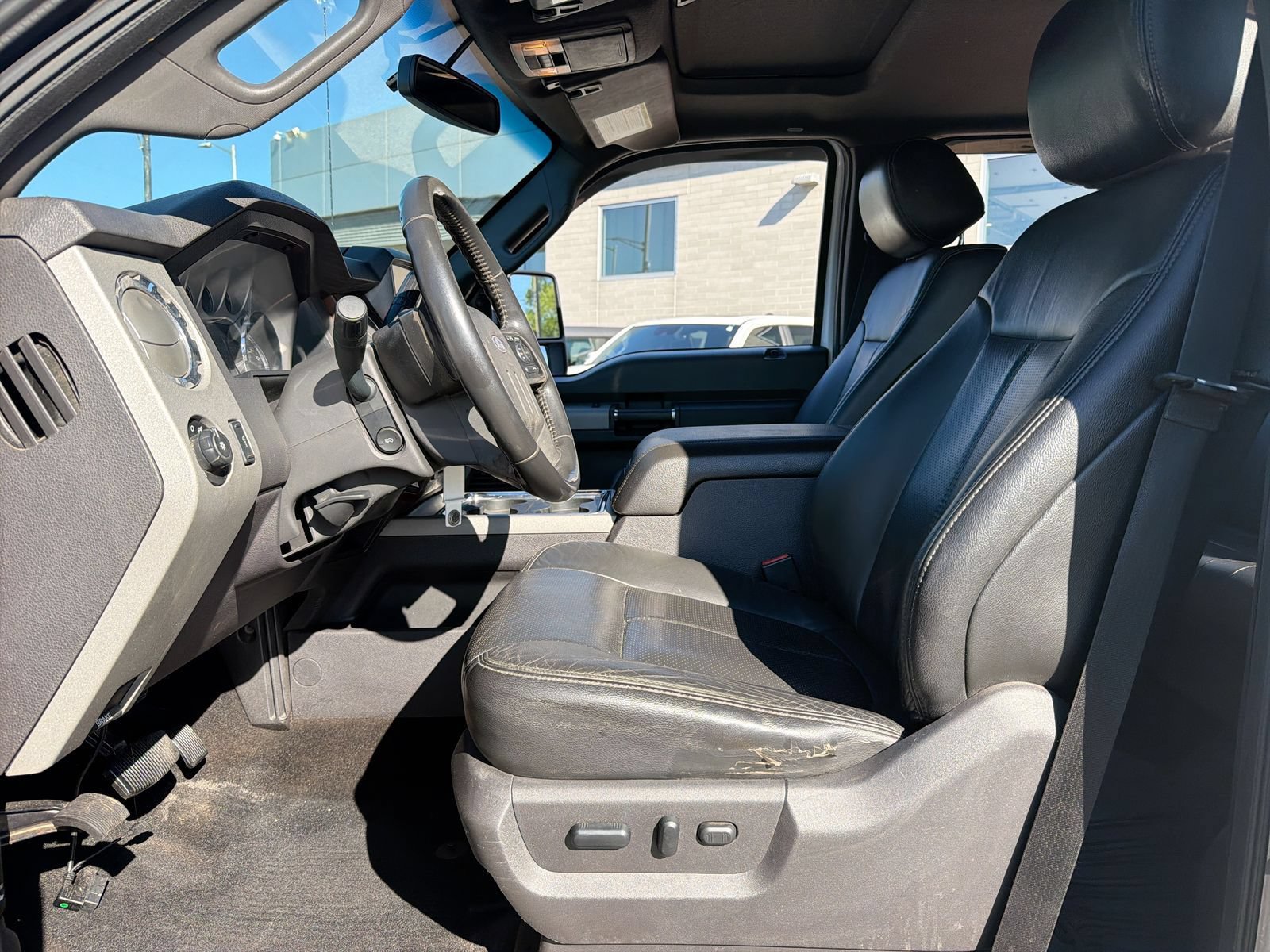 Used 2013 Ford F350 Lariat w/ Lariat Ultimate Pkg AWD/4WD image 14