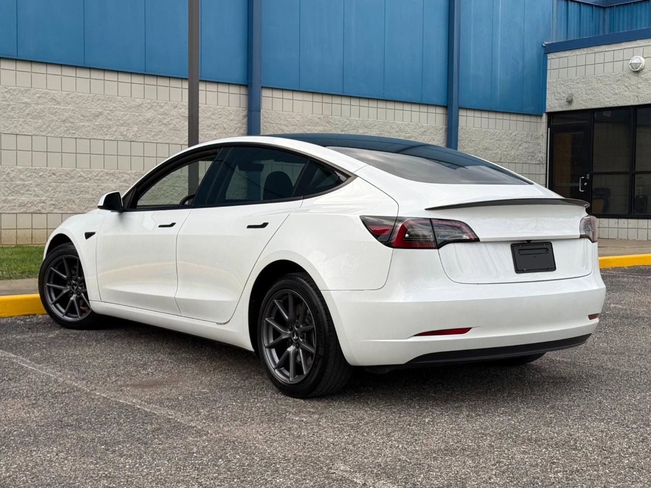 Used 2023 Tesla Model 3 Long Range image 7