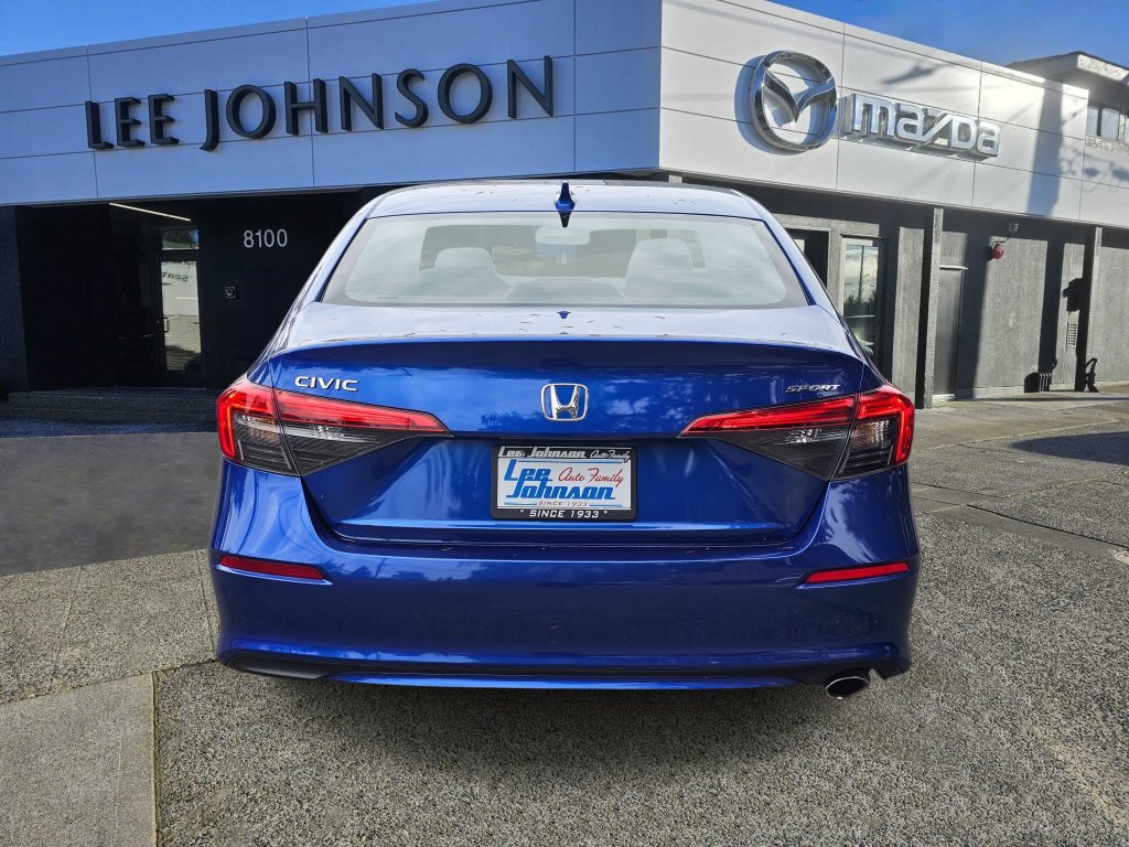 Used 2023 Honda Civic Sport image 4