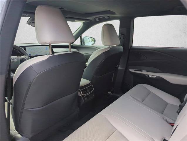 Used 2025 Lexus RX 350 F Sport w/ Convenience Package AWD/4WD image 18