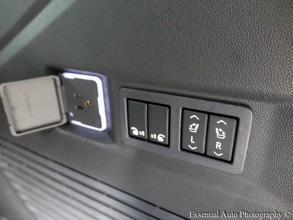 New 2026 Chevrolet Tahoe Premier image 23