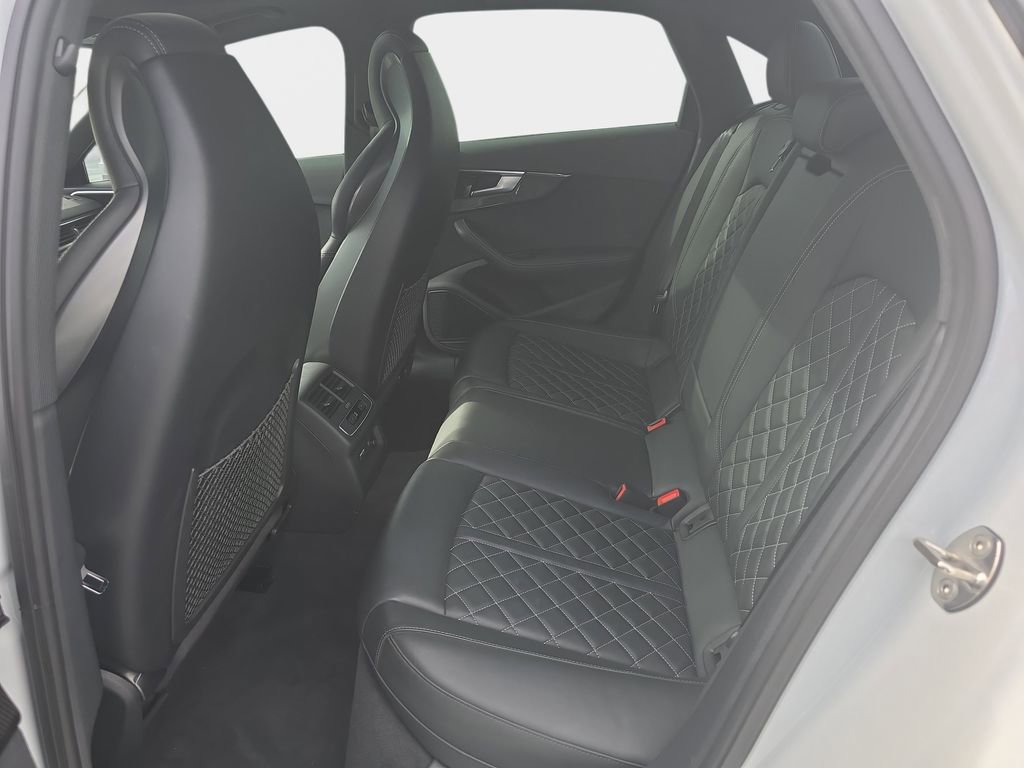 Used 2023 Audi S4 Premium Plus w/ Premium Plus Package AWD/4WD image 28