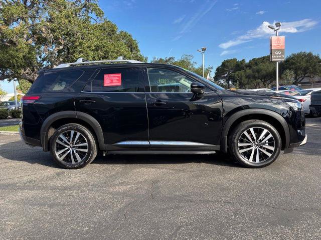 Certified 2025 Nissan Pathfinder Platinum w/ Cargo Package FWD image 2