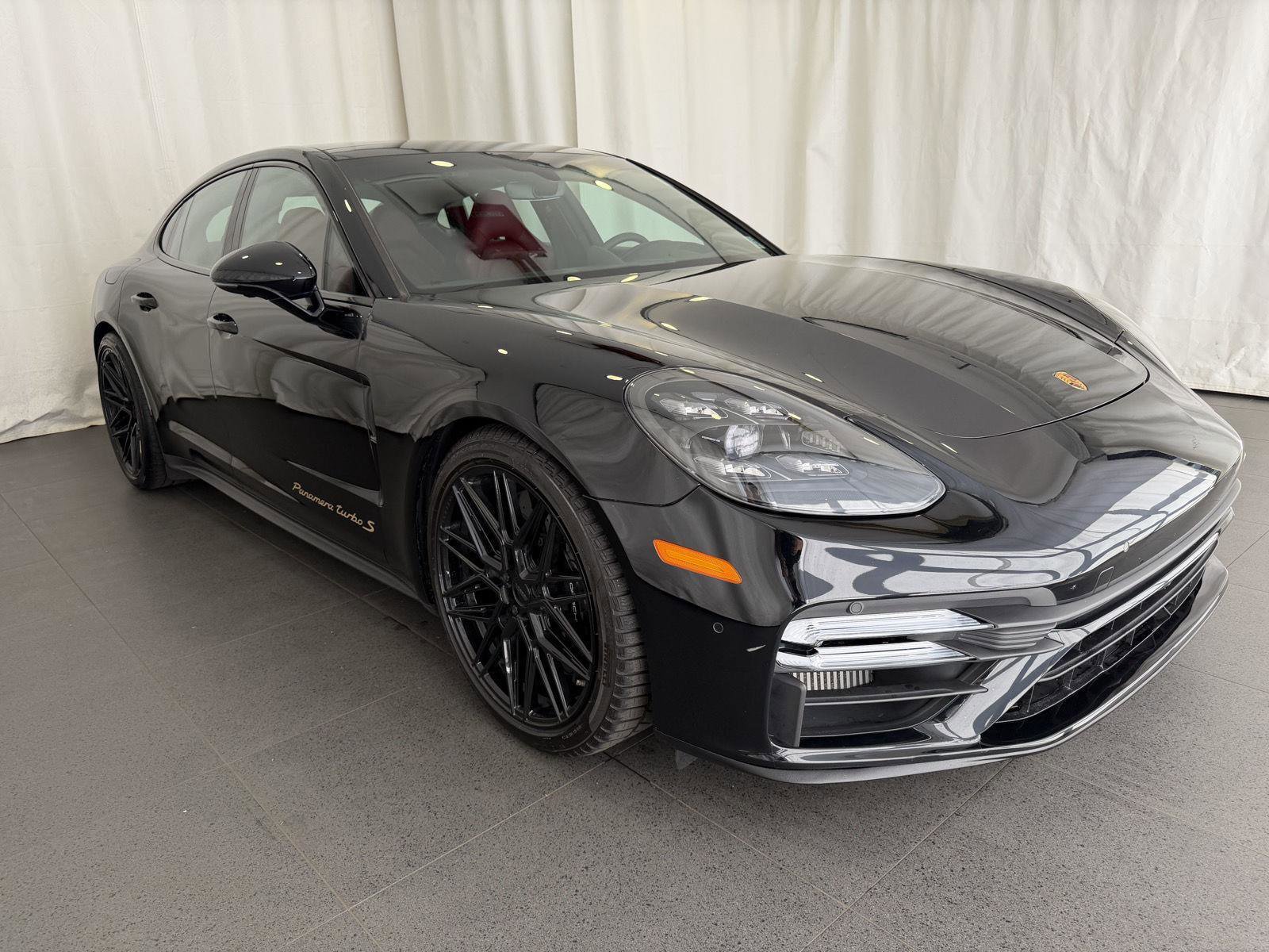 Used 2022 Porsche Panamera Turbo S image 7