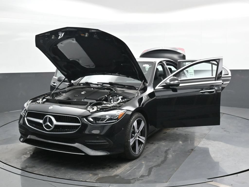 Used 2025 Mercedes-Benz C 300 4MATIC Sedan image 45