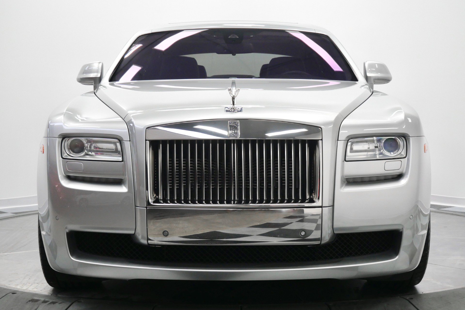 Used 2013 Rolls-Royce Ghost RWD image 46