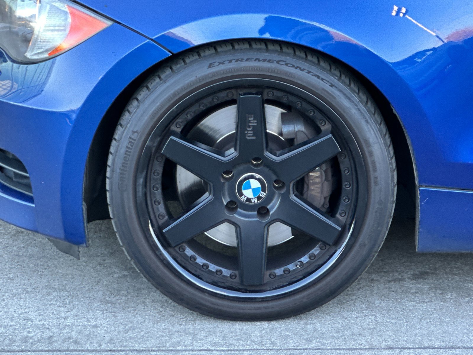 Used 2010 BMW 135i Convertible RWD image 22