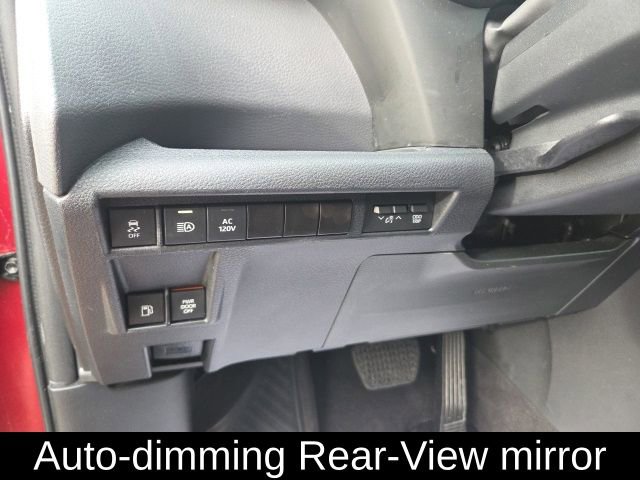 Used 2023 Toyota Sienna XSE w/ XSE Plus Package image 23