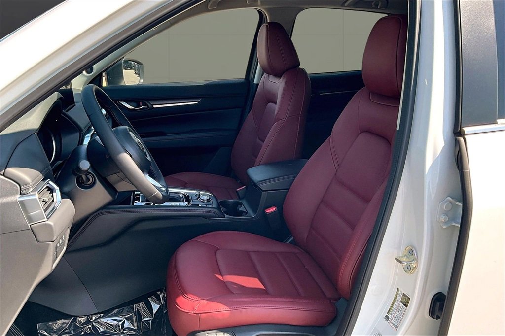 New 2025 MAZDA CX-5 Carbon Edition image 9