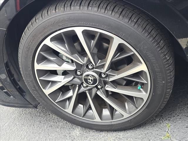 Used 2020 Hyundai Sonata Limited FWD image 16