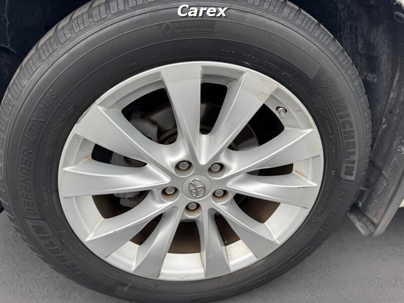 Used 2014 Toyota Venza XLE w/ XLE Premium Package FWD image 36