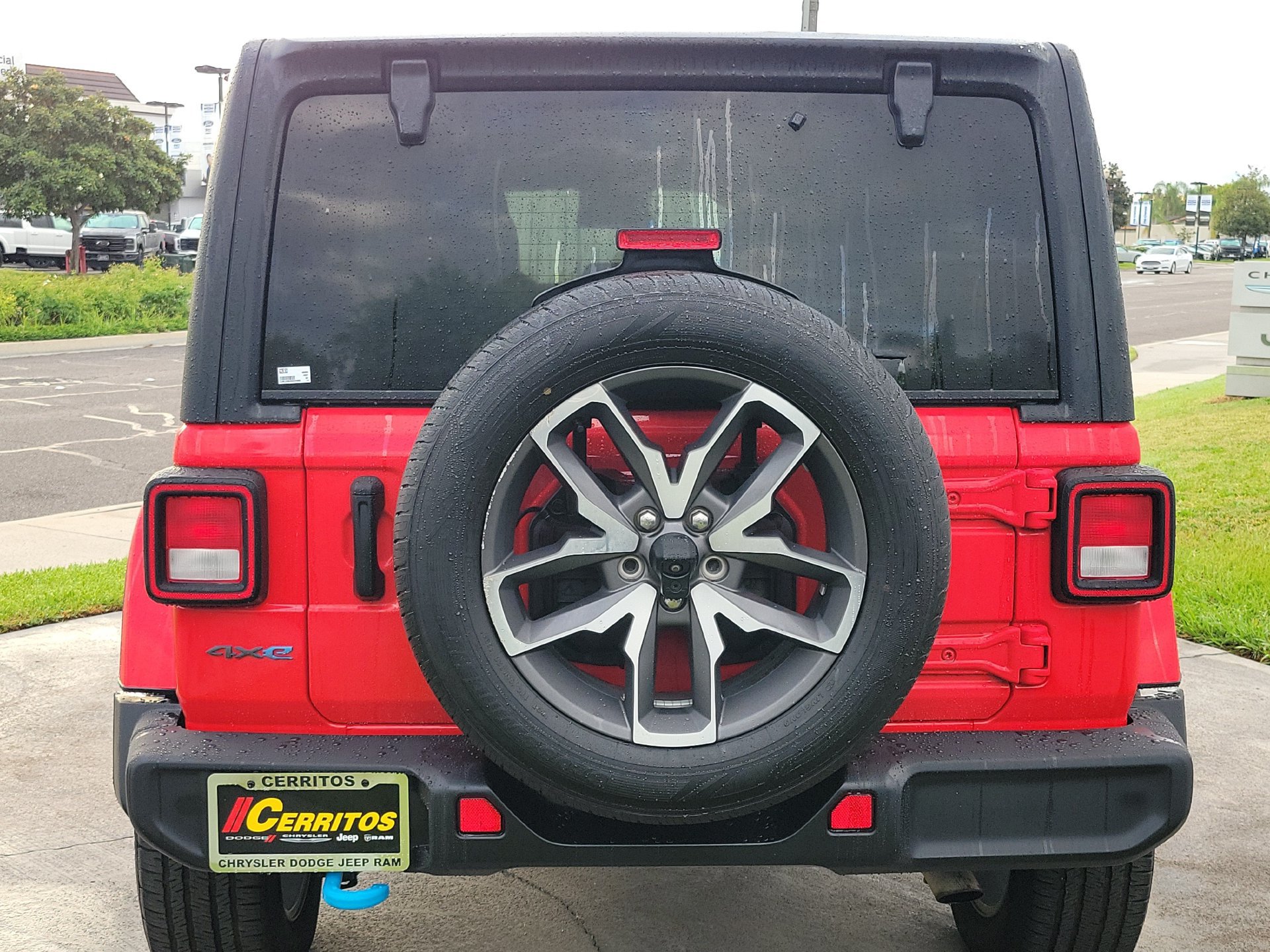 Certified 2024 Jeep Wrangler Unlimited AWD/4WD image 4