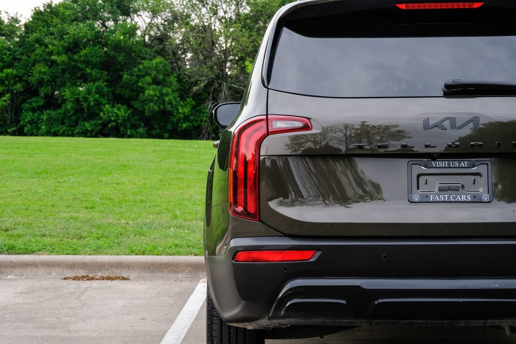 Used 2022 Kia Telluride S image 55