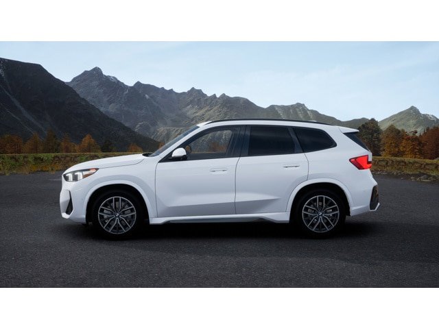 New 2026 BMW X1 xDrive28i w/ Technology Package AWD/4WD image 4