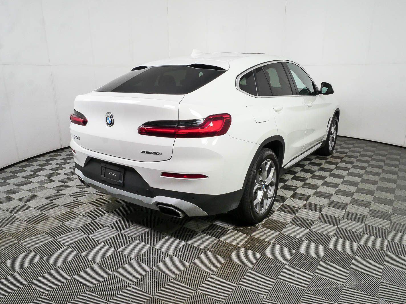 Used 2025 BMW X4 xDrive30i AWD/4WD image 28