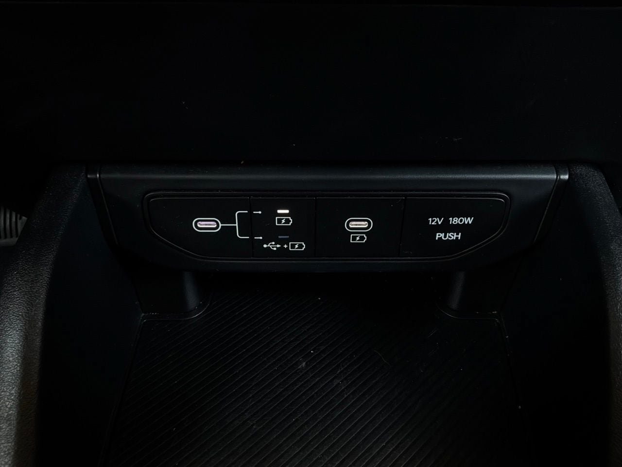 Used 2025 Kia K4 FWD image 26