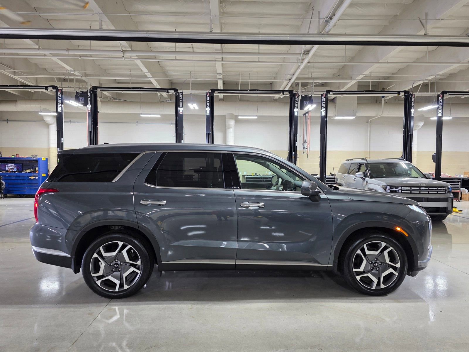 Used 2023 Hyundai Palisade Limited image 8
