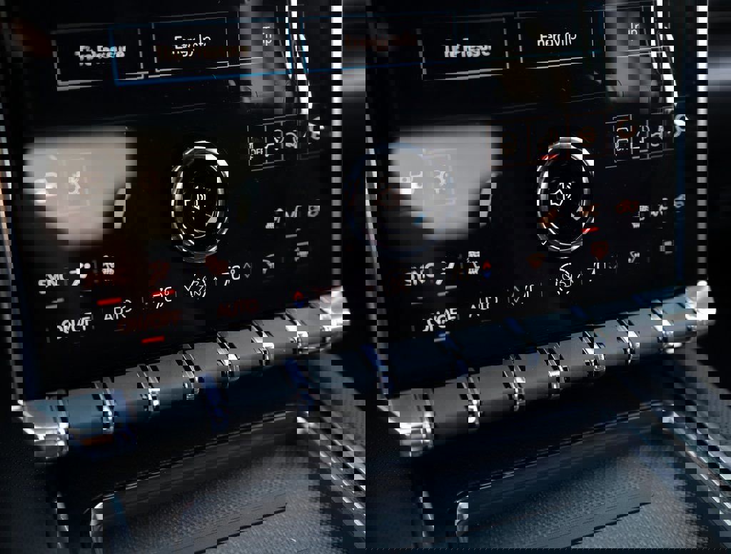 New 2026 GMC Sierra EV Elevation image 19