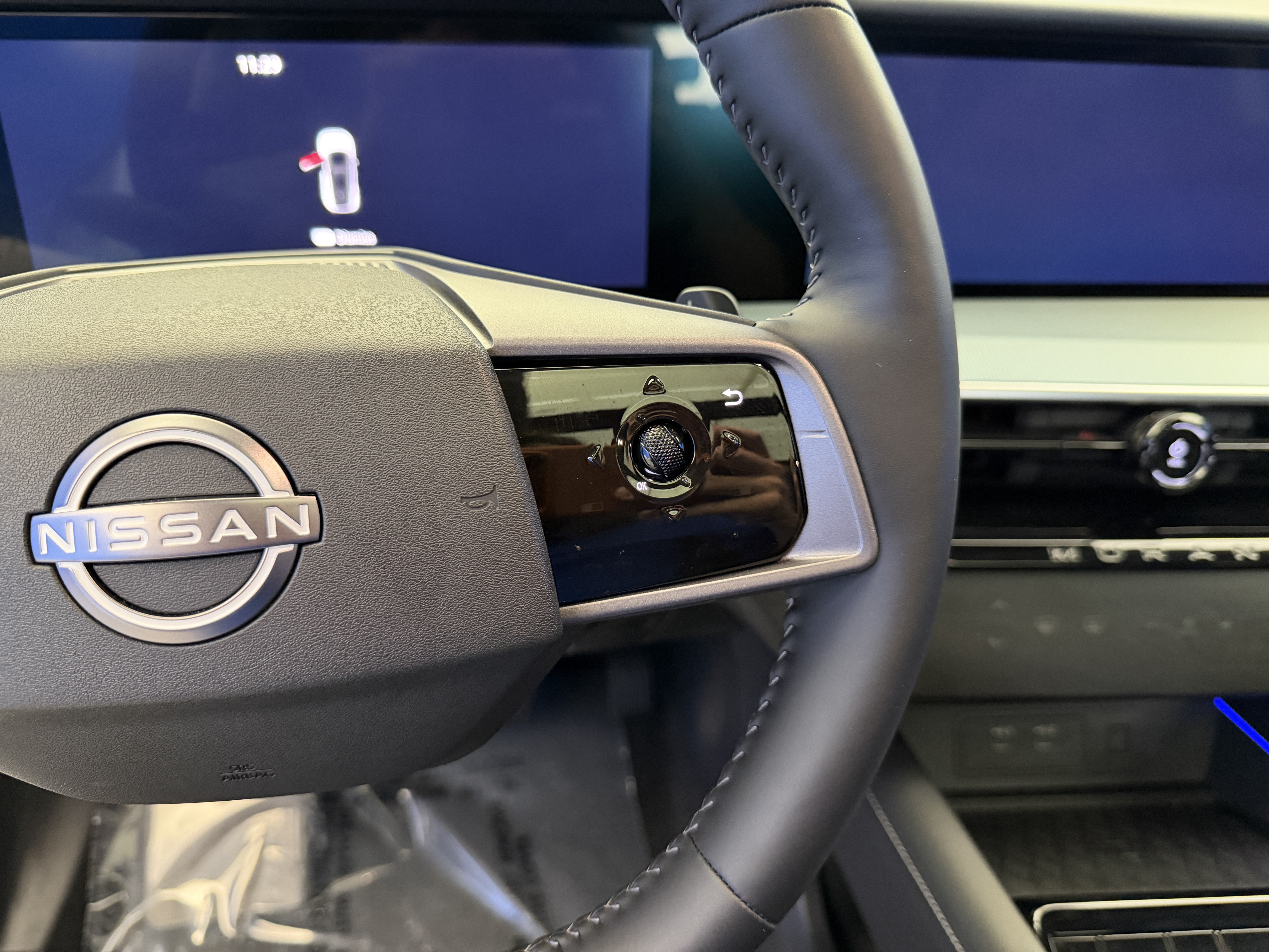 Used 2025 Nissan Murano SL AWD/4WD image 17