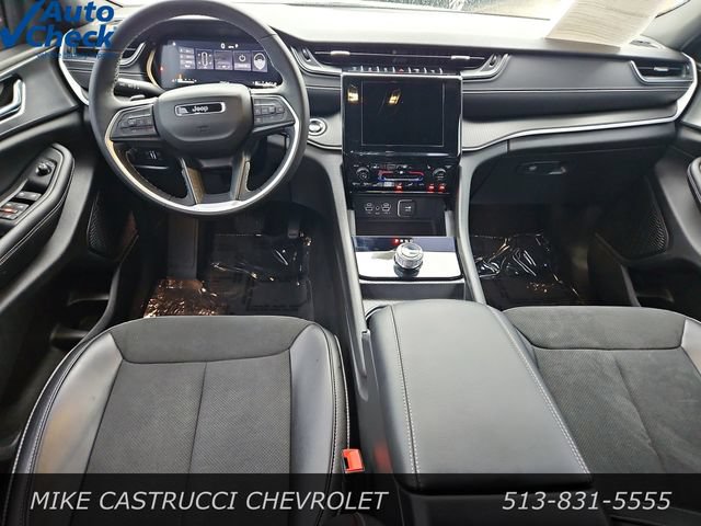 Used 2024 Jeep Grand Cherokee L Altitude AWD/4WD image 10
