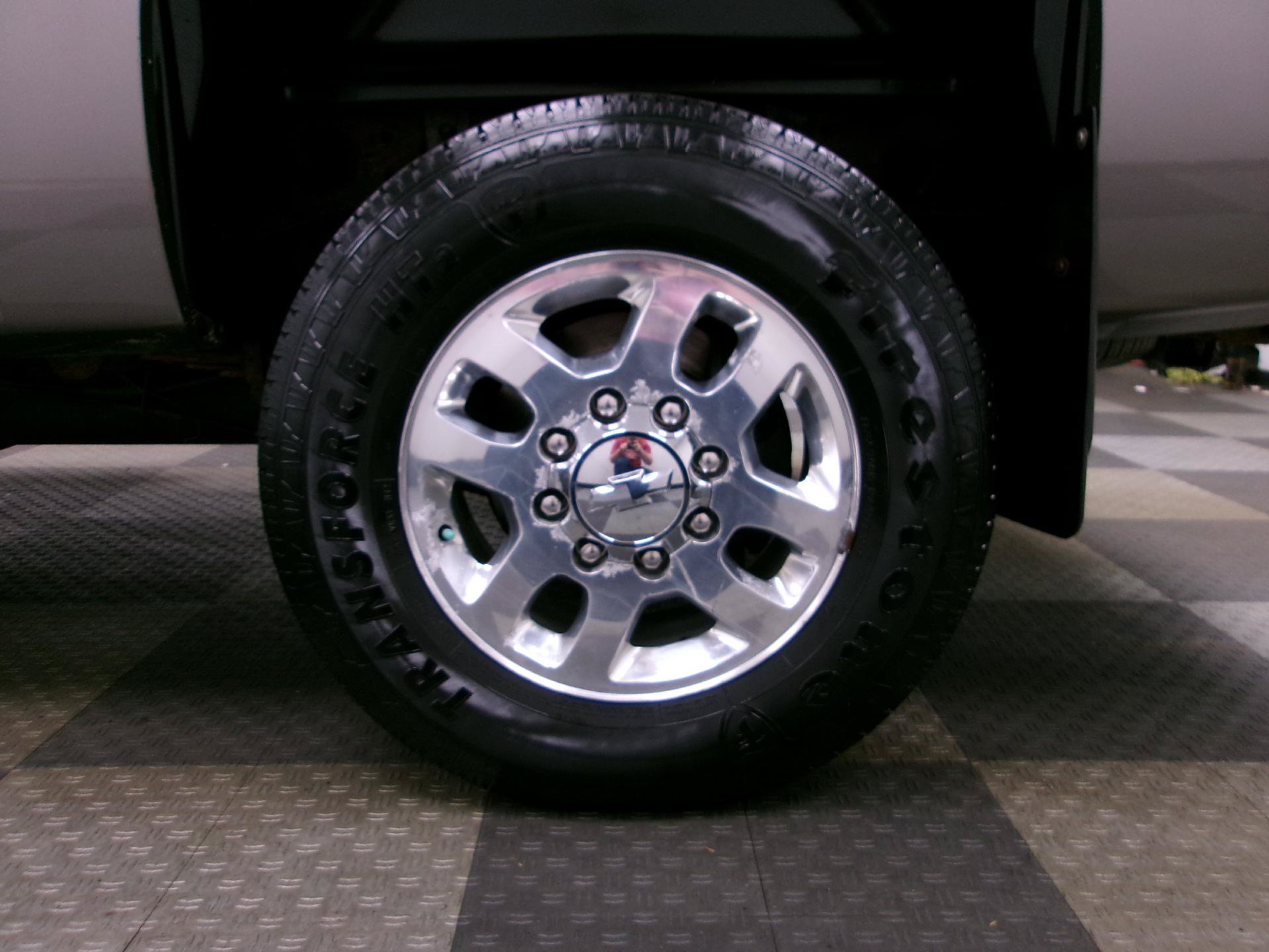 Used 2013 Chevrolet Silverado 2500 LT w/ Interior Plus Package AWD/4WD image 14