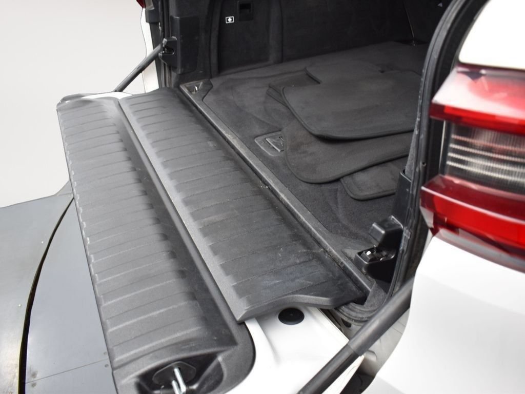 Used 2022 BMW X5 sDrive40i w/ Premium Package RWD image 30