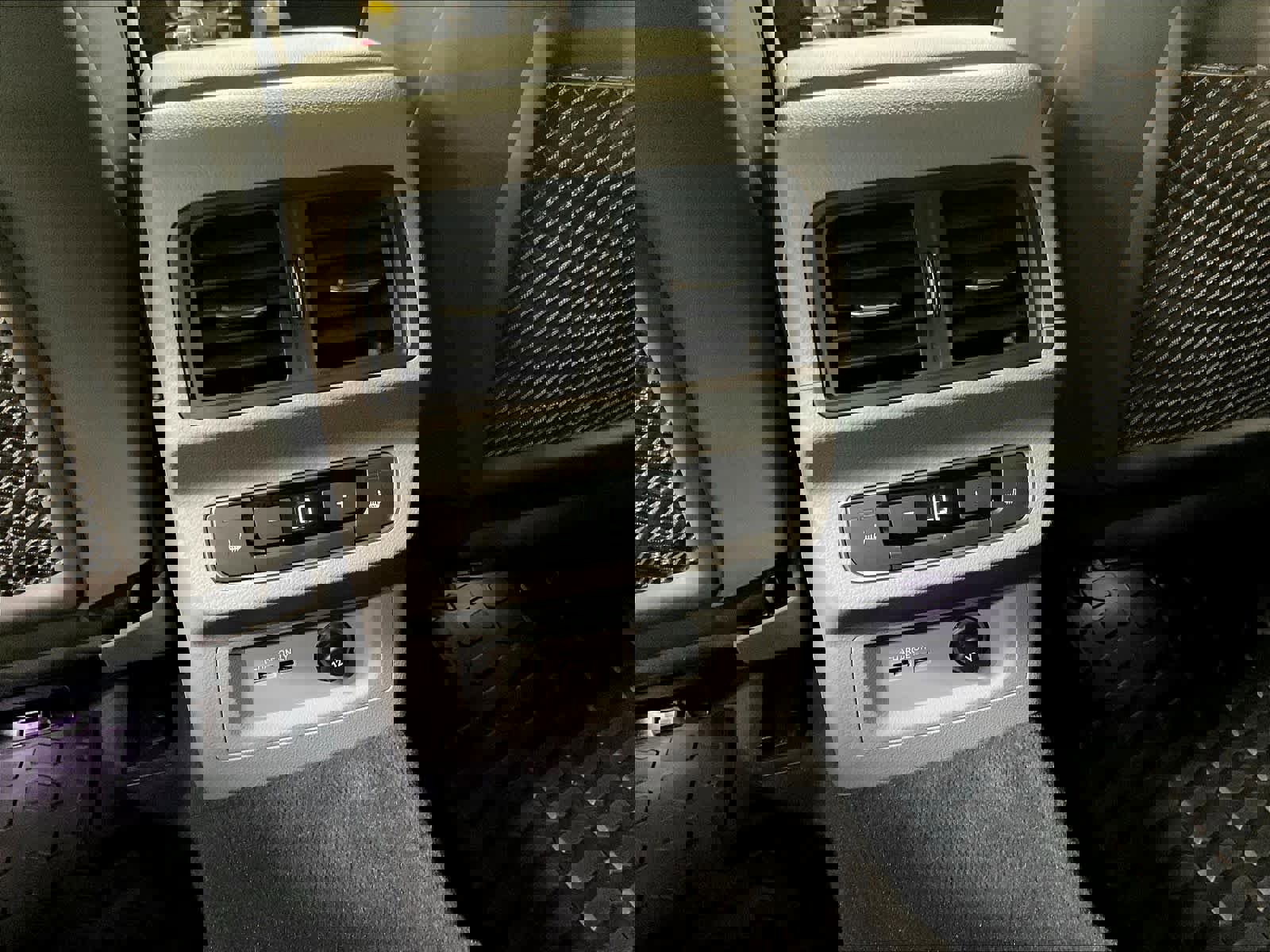 Used 2023 Audi Q5 e Prestige w/ Prestige Package image 34