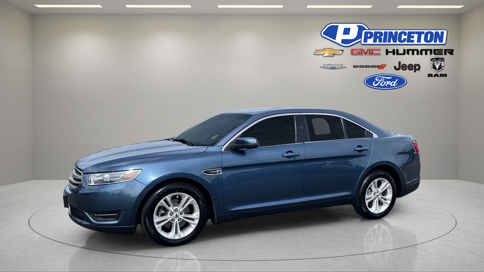 Used 2019 Ford Taurus SEL w/ Equipment Group 201A AWD/4WD image 4