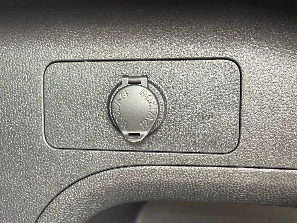 Used 2019 Toyota RAV4 Limited w/ Carpet Mat Package image 19