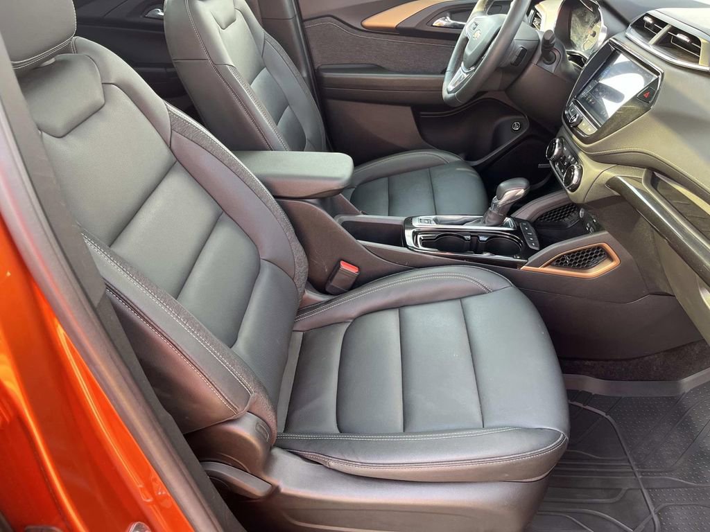 Certified 2023 Chevrolet TrailBlazer ACTIV w/ Sun and Liftgate Package AWD/4WD image 21