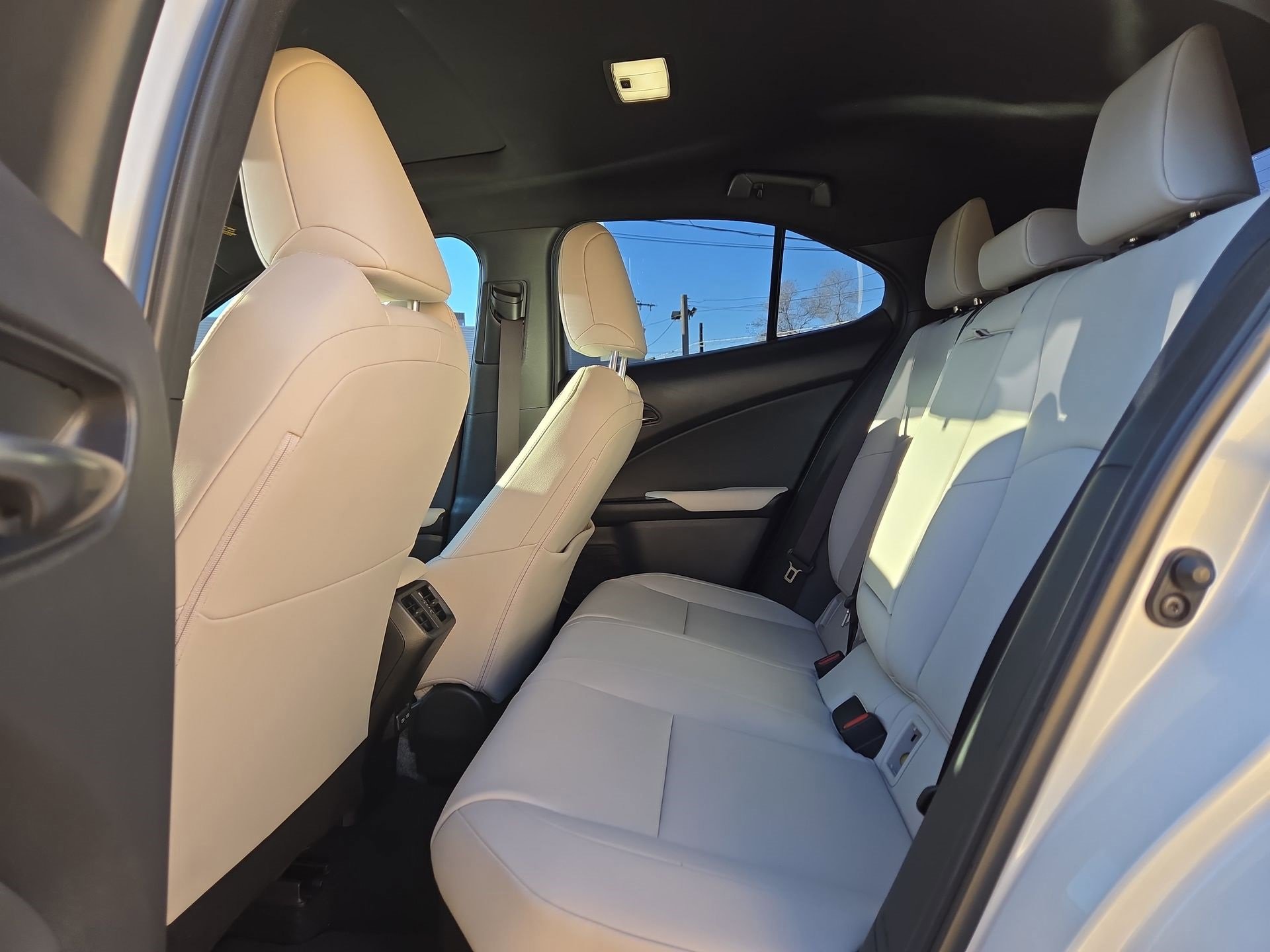 Used 2021 Lexus UX 250h w/ Accessory Package (Z2) image 13