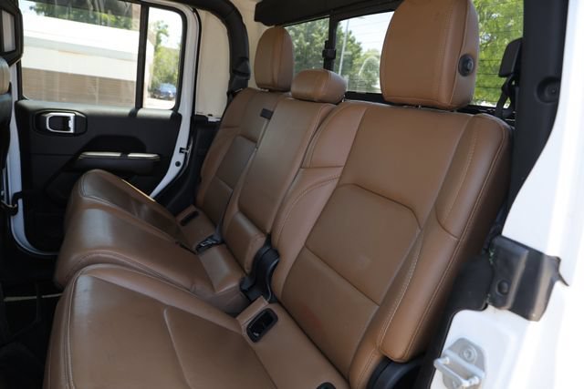 Used 2020 Jeep Gladiator Rubicon AWD/4WD image 26
