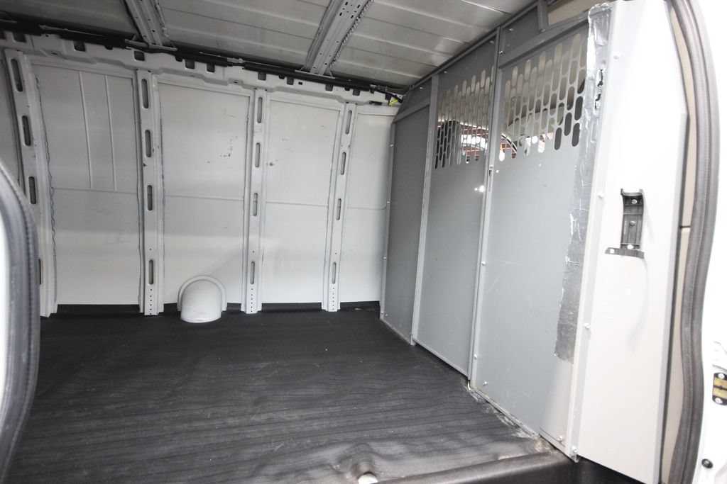 Used 2023 GMC Savana 2500 Extended RWD image 23