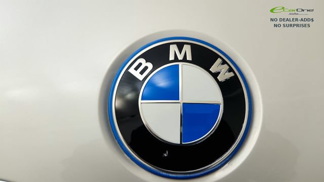 Used 2023 BMW i7 xDrive60 AWD/4WD image 34