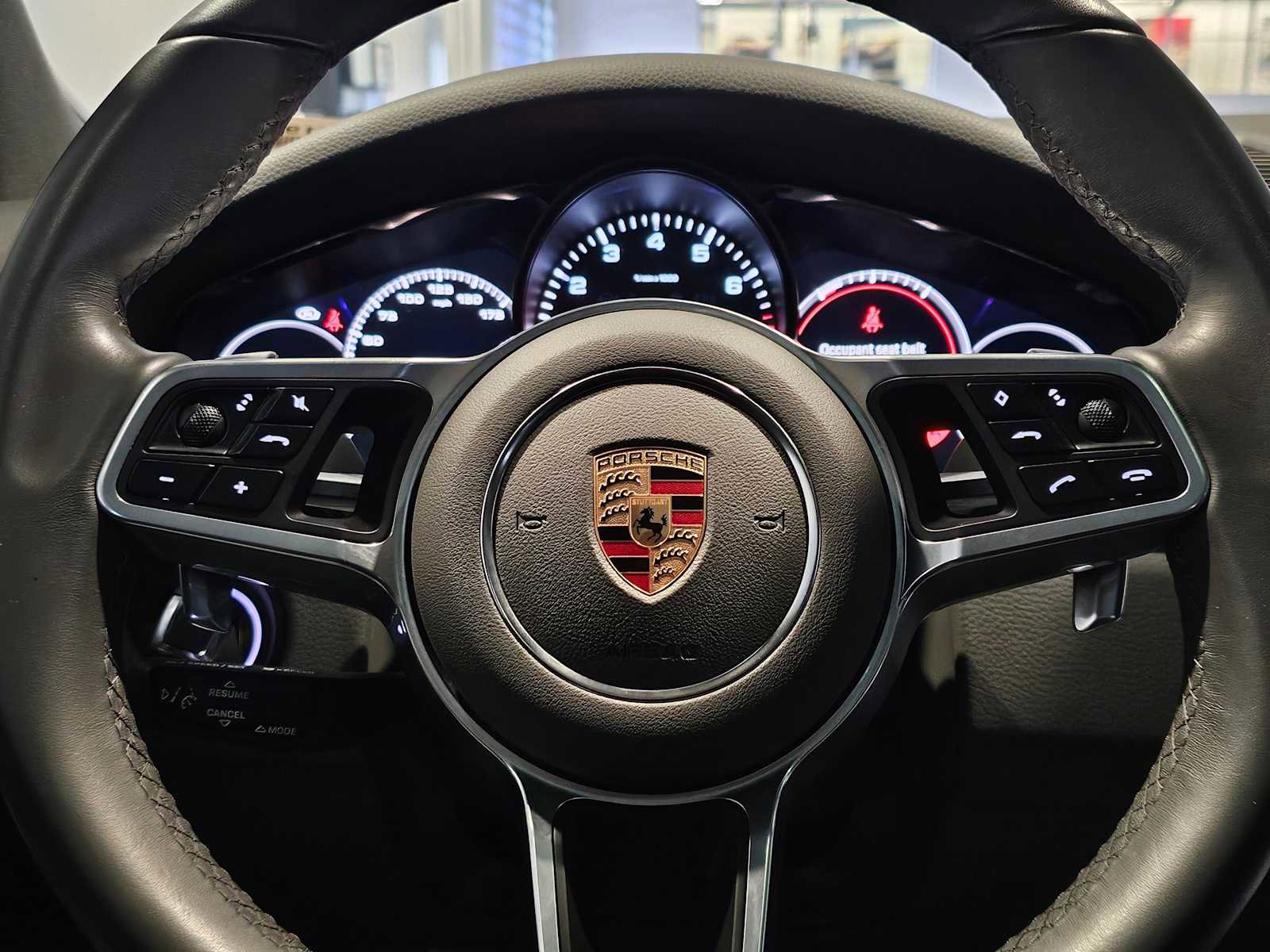 Used 2023 Porsche Cayenne AWD/4WD image 27
