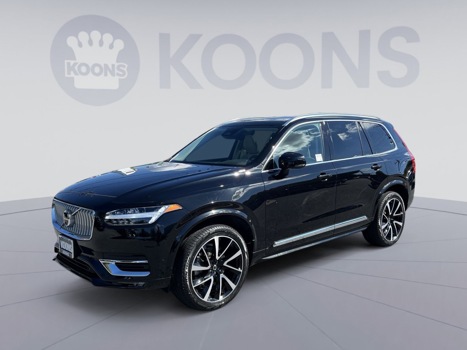 Used 2023 Volvo XC90 B6 Plus w/ Protection Package Premier