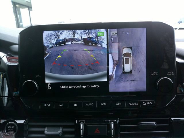 Used 2024 Nissan Pathfinder SL w/ Cargo Package image 16