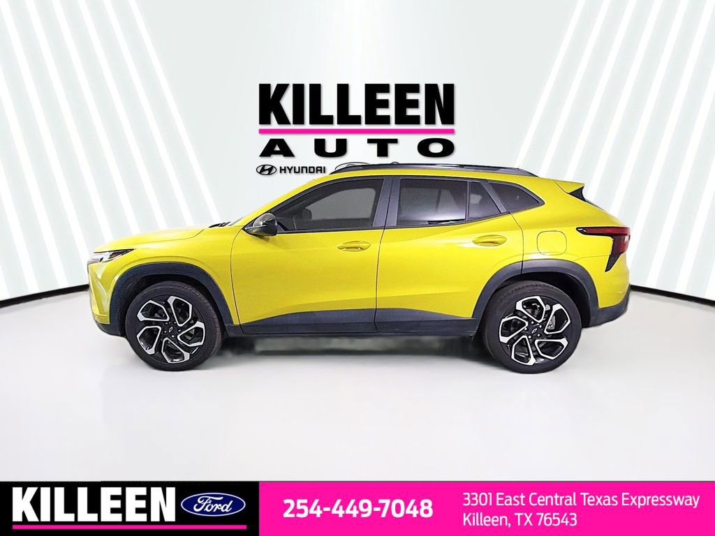 Used 2025 Chevrolet Trax RS w/ Driver Confidence Package image 4