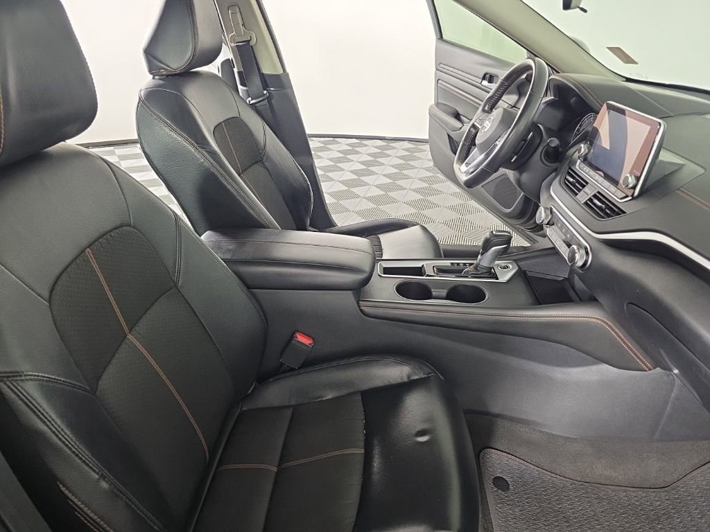 Used 2022 Nissan Altima 2.5 SR image 35