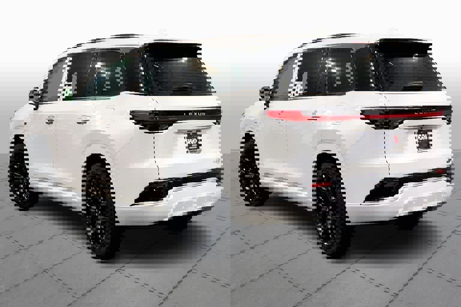 New 2026 Lexus TX 500h AWD image 12