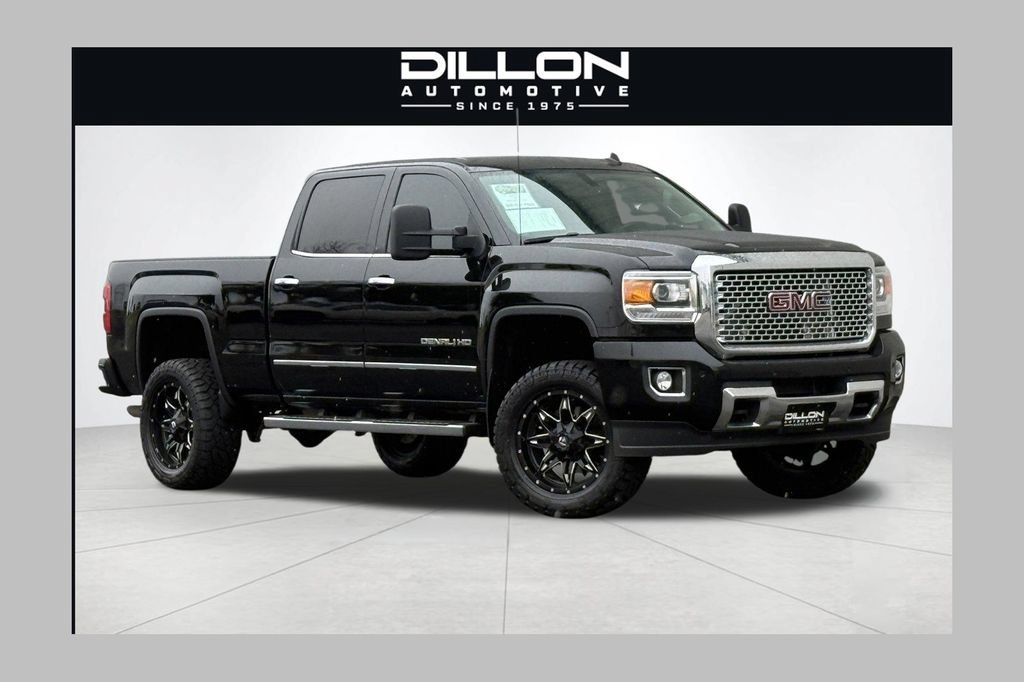Used 2015 GMC Sierra 2500 Denali w/ Suspension Package, Off-Road AWD/4WD image 1