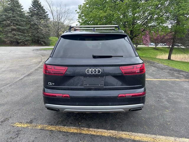 Used 2019 Audi Q7 2.0T Premium AWD/4WD image 4