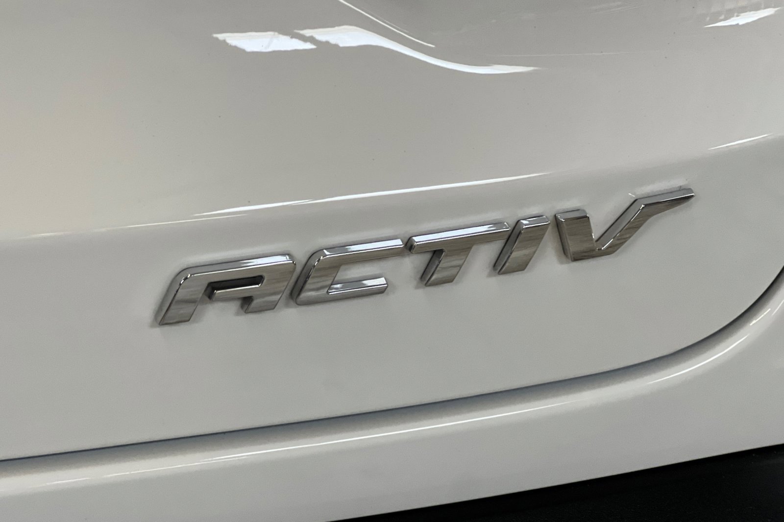 Used 2024 Chevrolet Trax ACTIV w/ Sunroof Package image 36