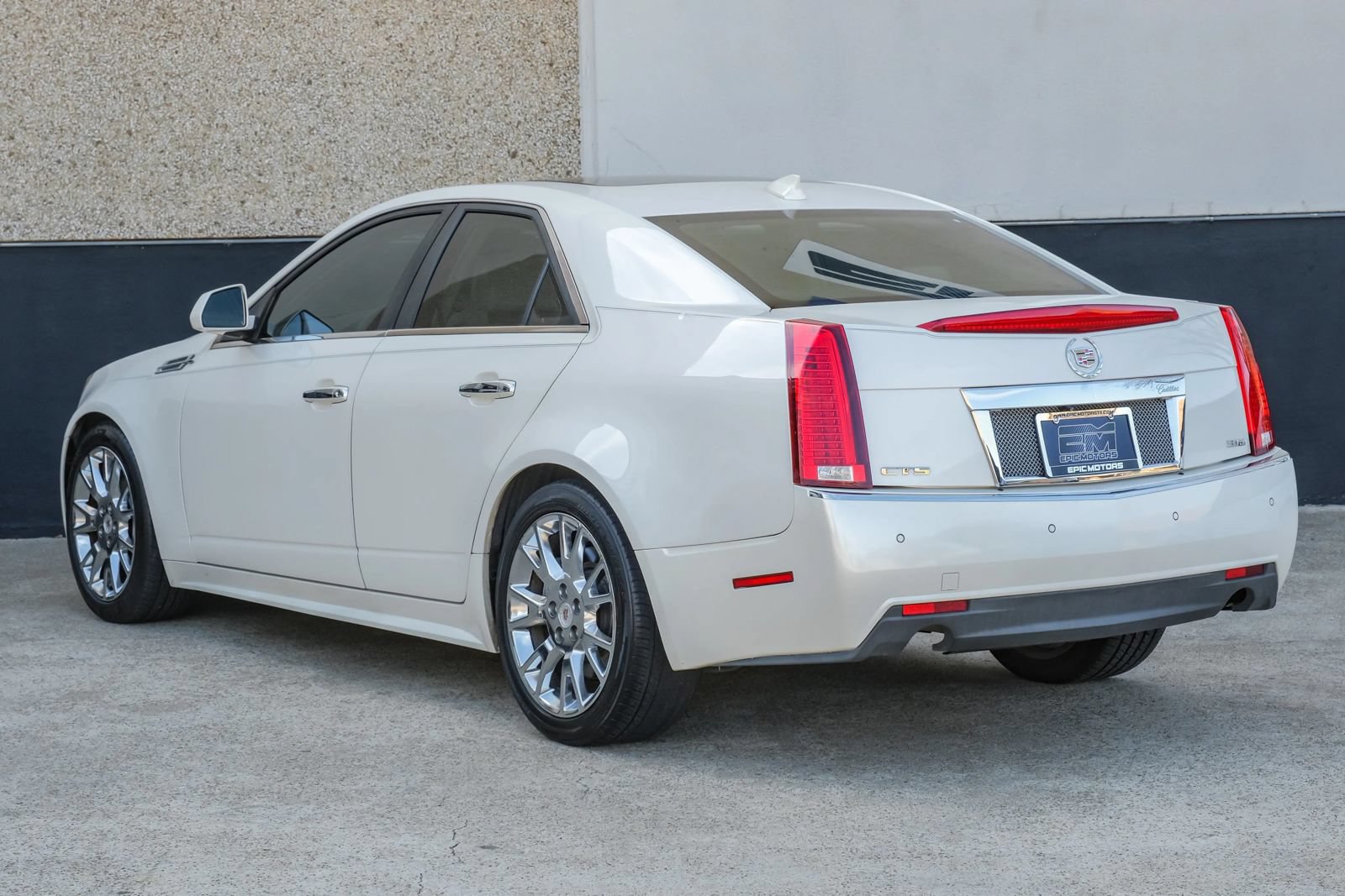 Used 2012 Cadillac CTS Premium w/ CTS Touring Package RWD image 11