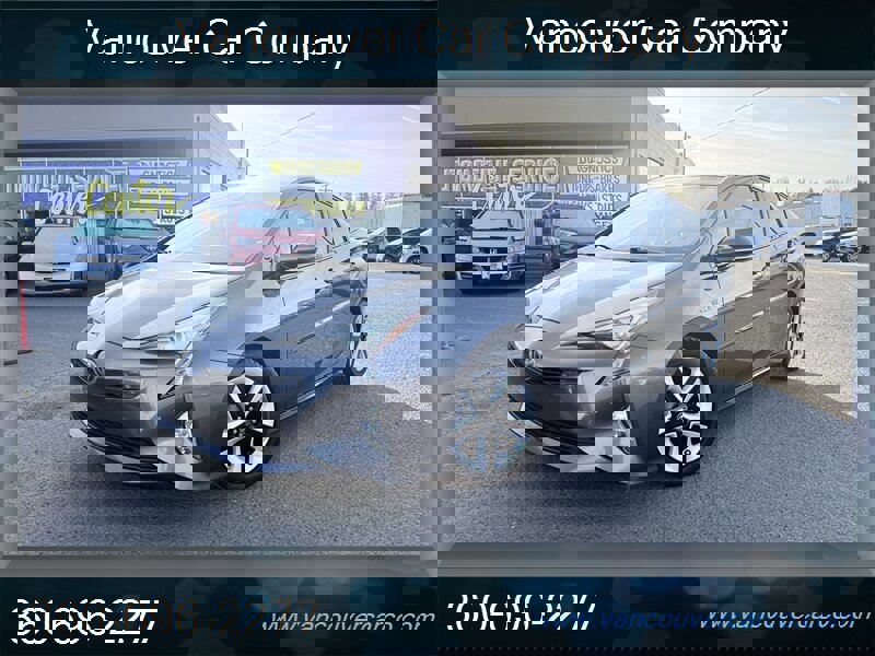 Used 2016 Toyota Prius Four Touring w/ Premium Convenience Package image 2