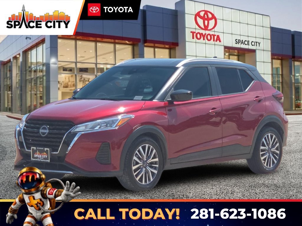 Used 2023 Nissan Kicks SV FWD image 1