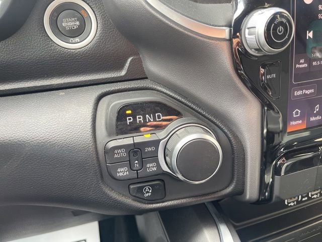 Used 2025 RAM 1500 Big Horn AWD/4WD image 23
