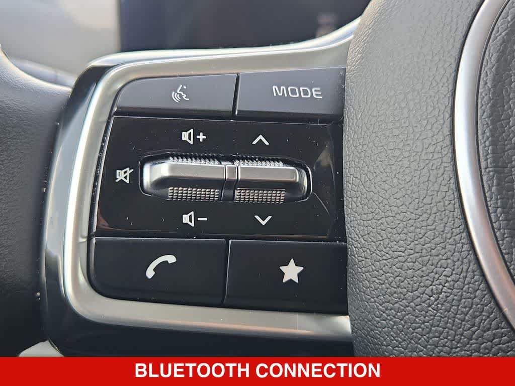 Used 2025 Kia Sorento S FWD image 22