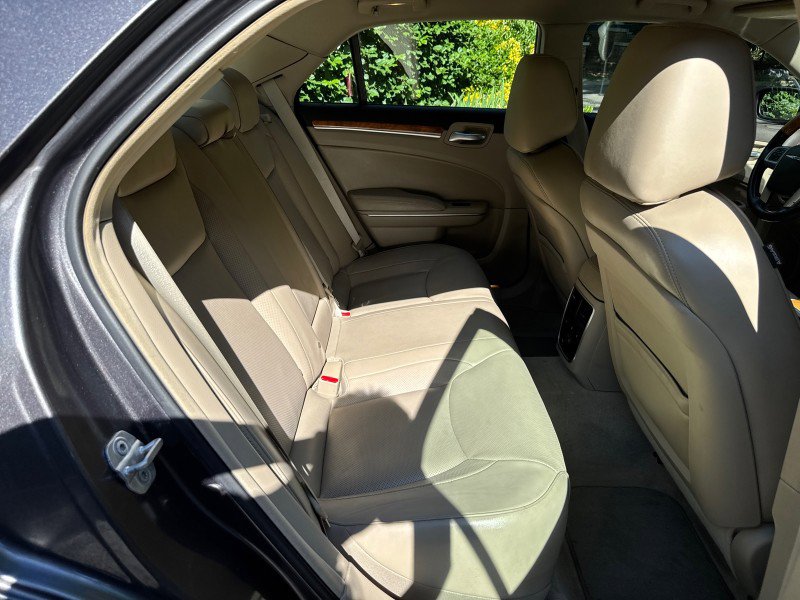 Used 2013 Chrysler 300 C w/ Light Group AWD/4WD image 29